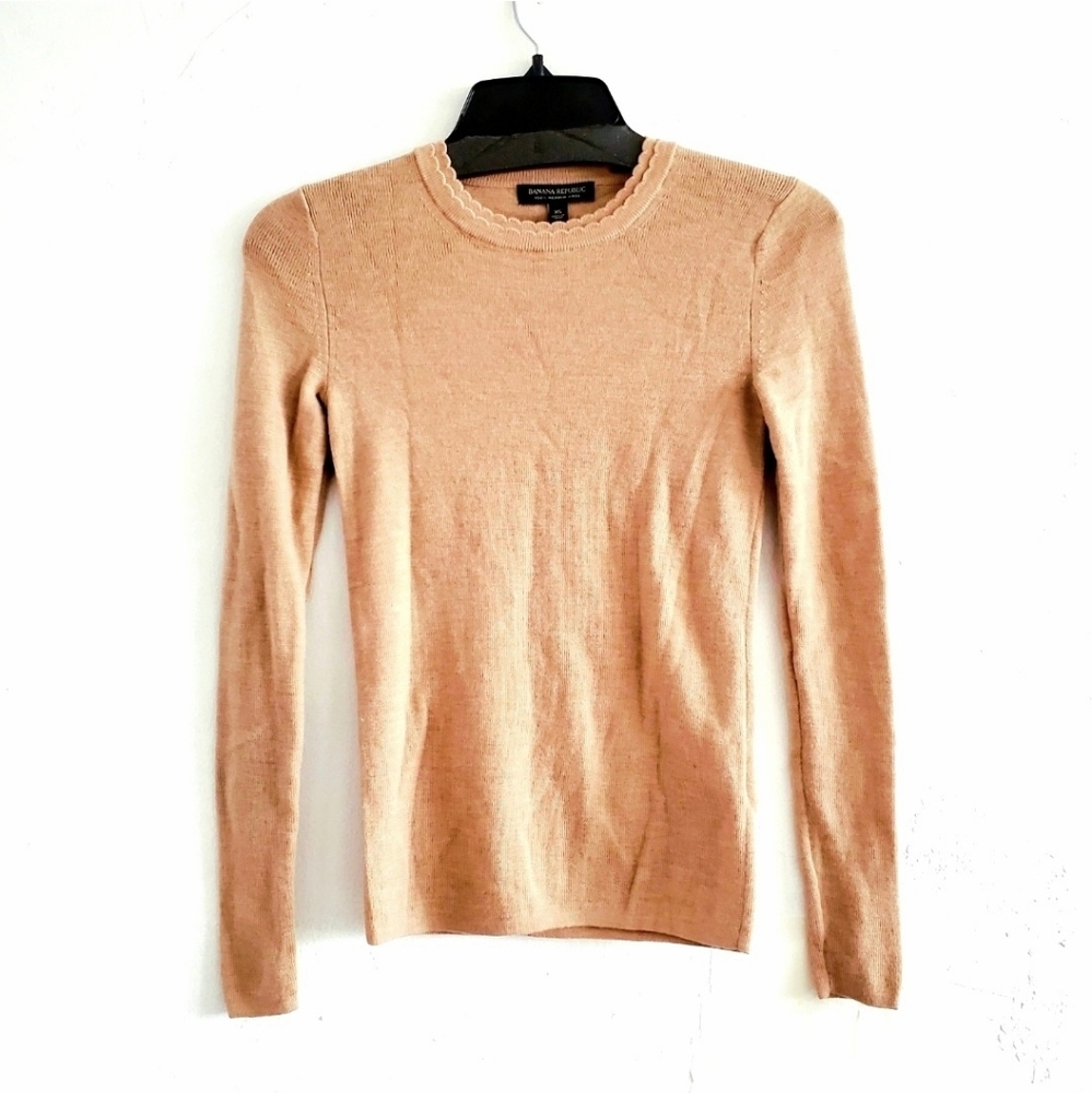 100% Merino Wool Soft Scallop Long Sleeve Top